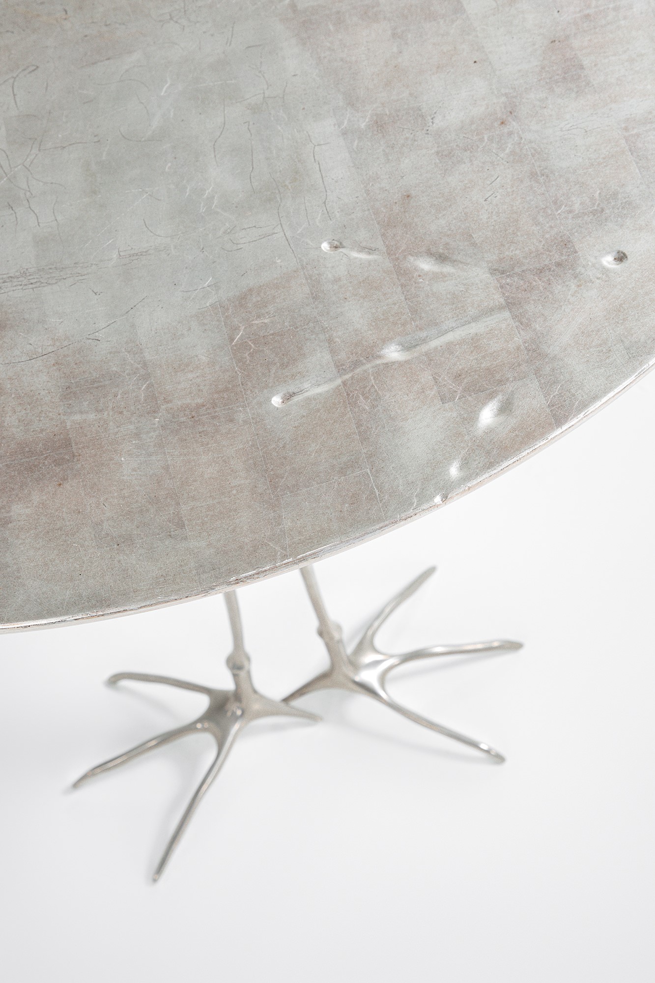 Meret Oppenheim - Traccia, Tavolino Ultramobile