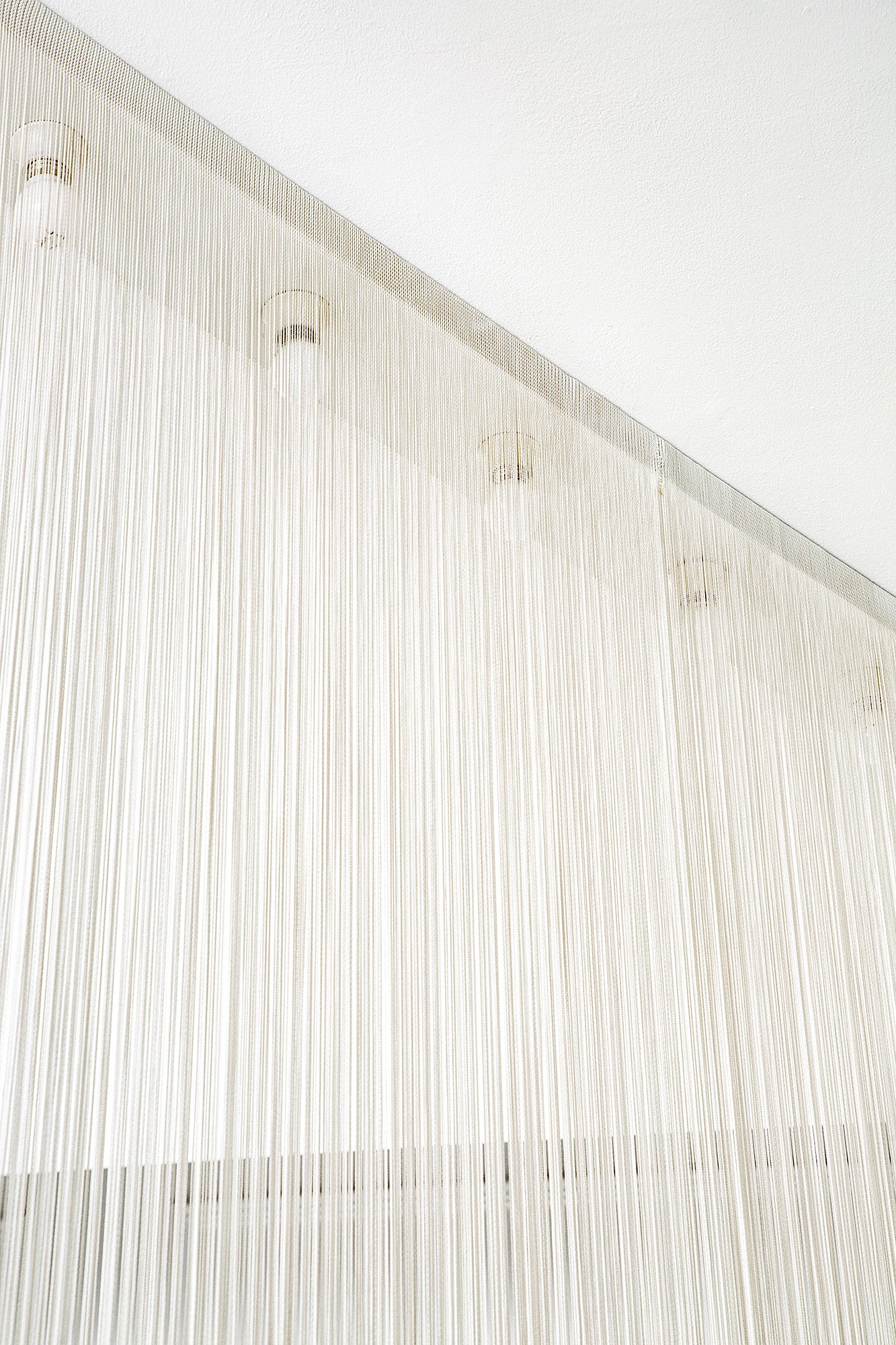 Mariyo Yagi & Studio Simon - Garbo — sistema di illuminazione da soffitto mod. 4485