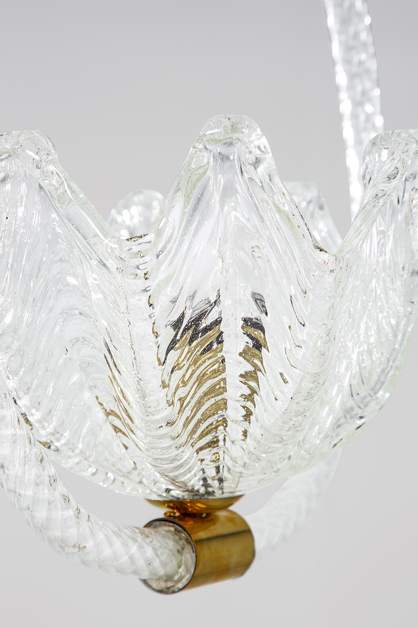 Lampadario in vetro a torchon e foglie con elementi in ottone, 1940 ca.