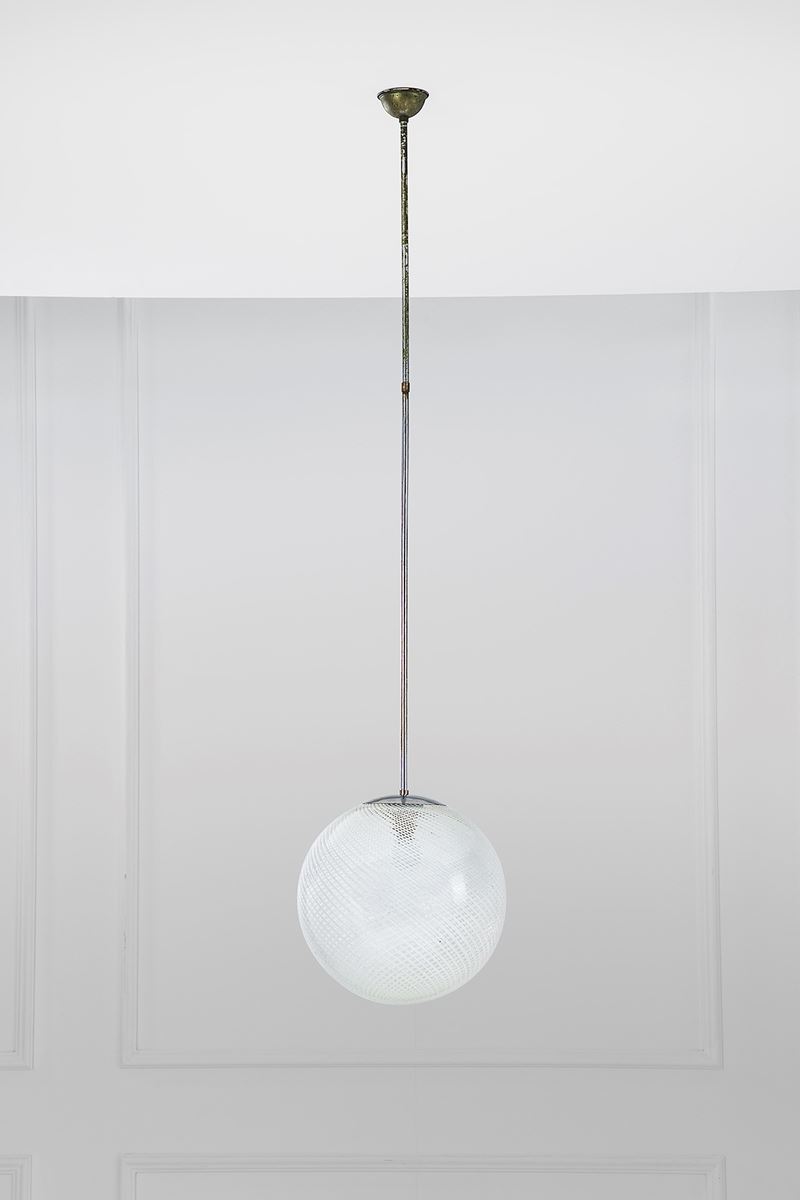Lampada a sospensione, metallo cromato e vetro di Murano a reticello