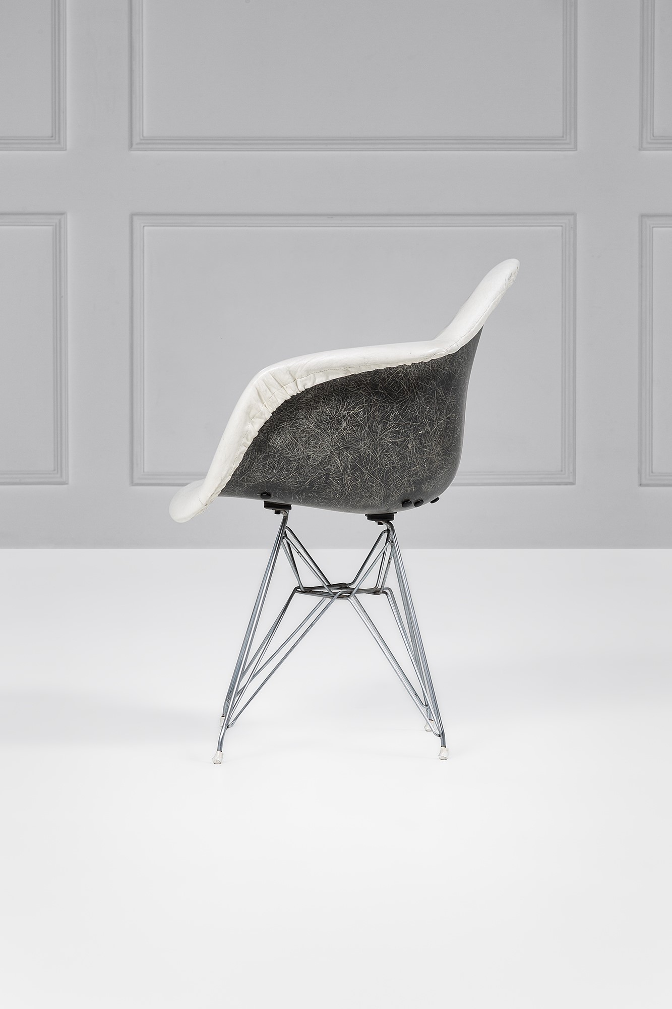 Charles e Ray Eames - Quattro poltrone mod. DKR Armchair