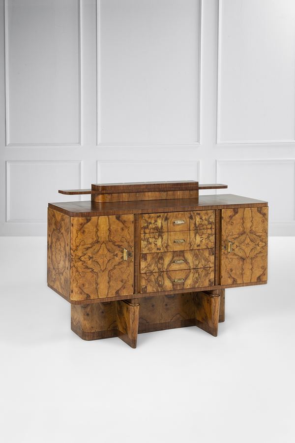 Credenza con alzatina