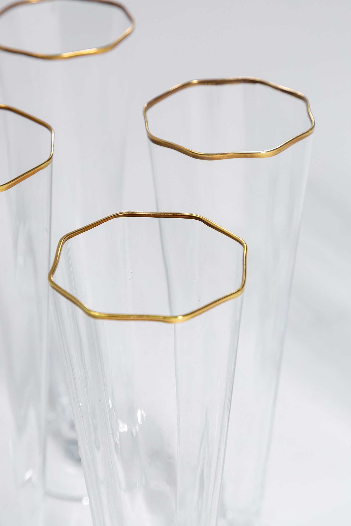 Carlo Scarpa, nel Gusto di - Otto bicchieri in vetro di Murano con decoro in oro