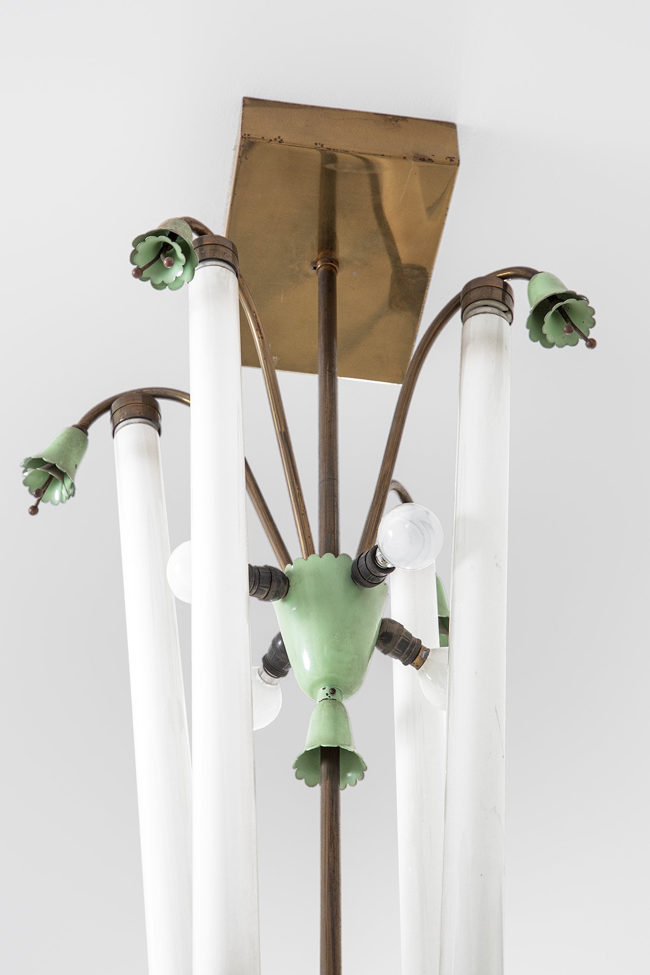 Lampadario in ottone e metallo verniciato con illuminazione al neon, 1930 ca.