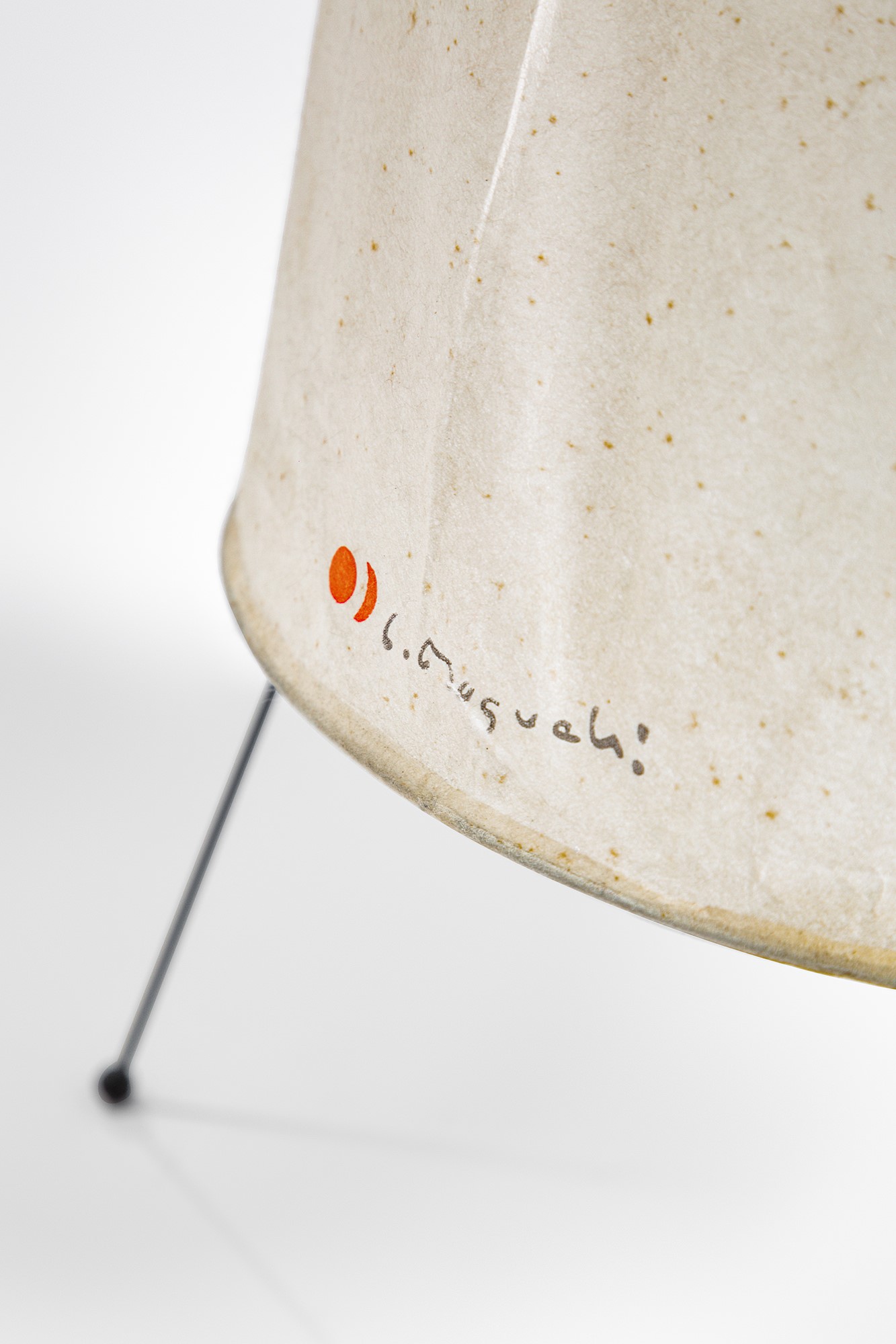 Isamu Noguchi - Lampada da tavolo mod. 1P della serie Akari