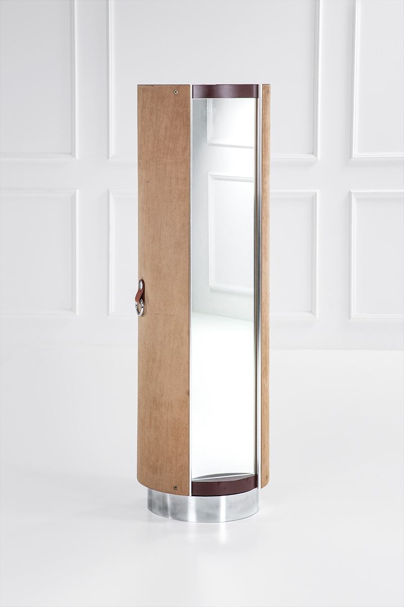 Guido Faleschini - Cabinet Portaabiti della Serie Tucroma