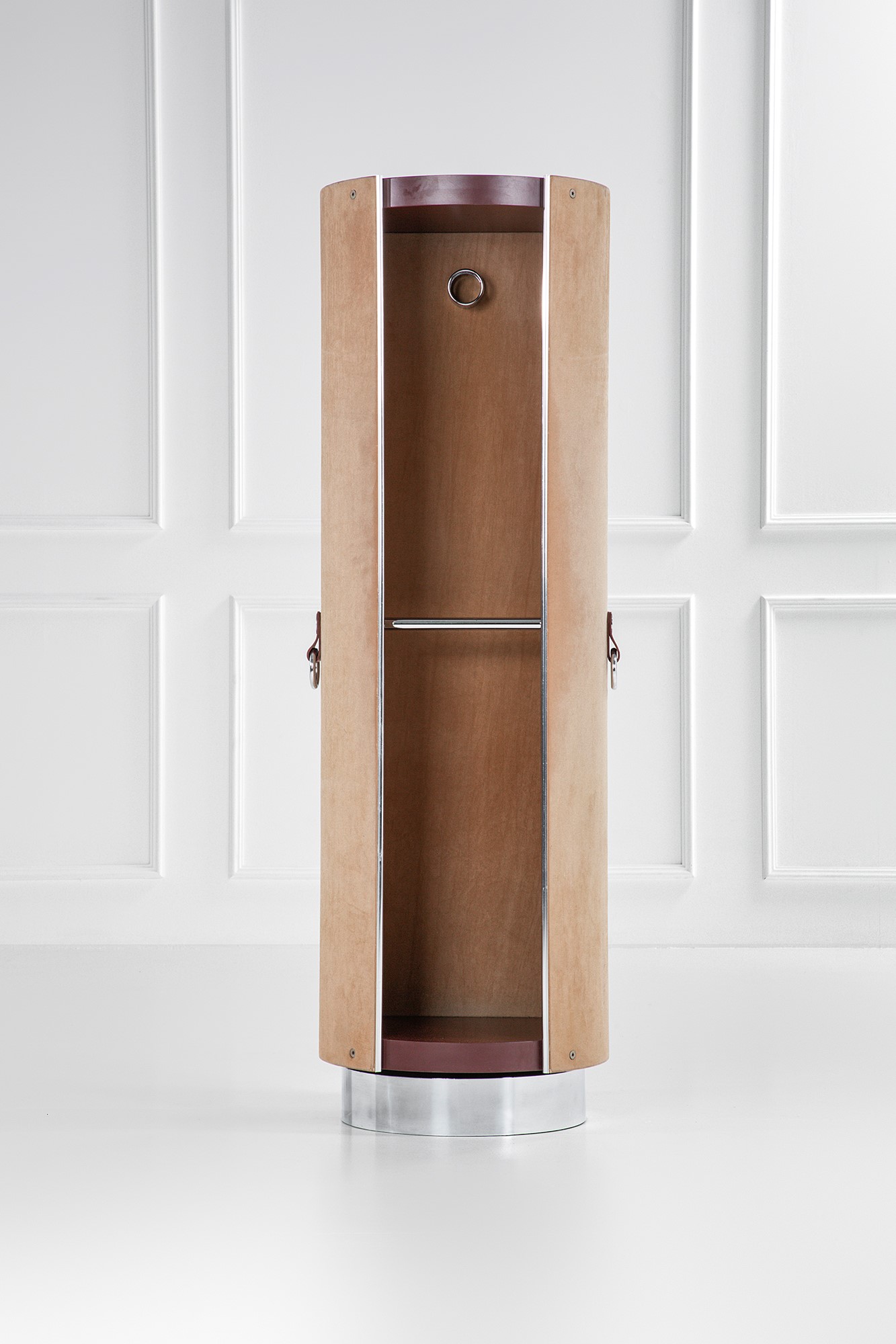 Guido Faleschini - Cabinet Portaabiti della Serie Tucroma