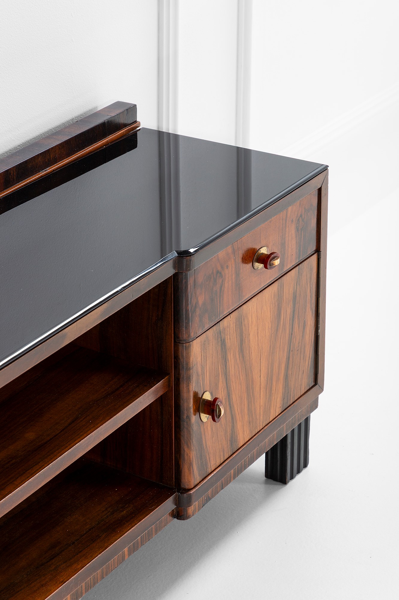 Gaetano Borsani - Cabinet con Specchiera Integrata