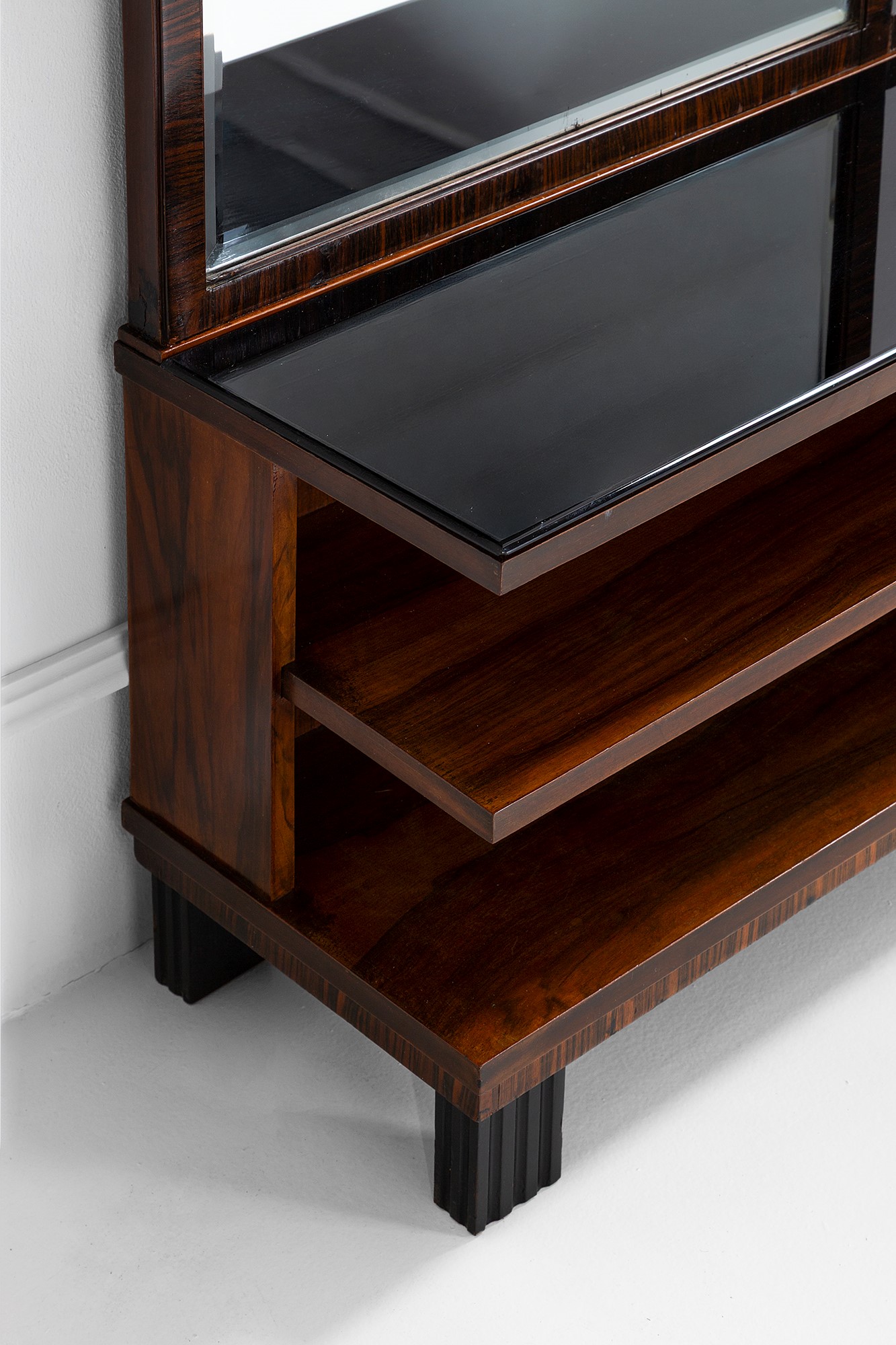 Gaetano Borsani - Cabinet con Specchiera Integrata