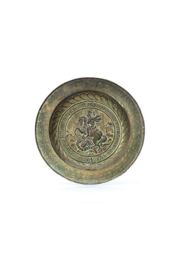 Piatto elemosiniere in metallo  - Auction Antiquariato - Incanto Casa d'Aste e Galleria