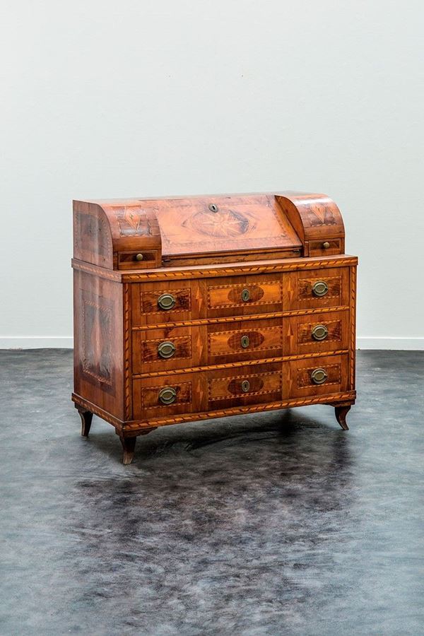 Com&#242; a ribalta lastronato in n  - Auction Antiquariato - Incanto Casa d'Aste e Galleria
