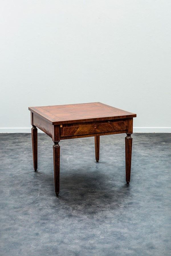 Tavolo scrivania da centro imp  - Asta Antiquariato - Incanto Casa d'Aste e Galleria